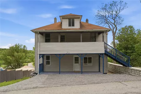27 1st St, Slovan, PA 15078