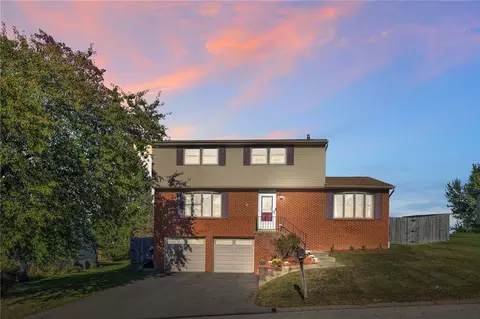 20 Pecan Dr, Pittsburgh, PA 15235
