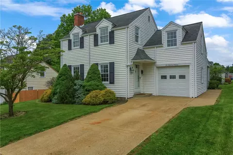 516 Pine Ave, Ellwood City, PA 16117