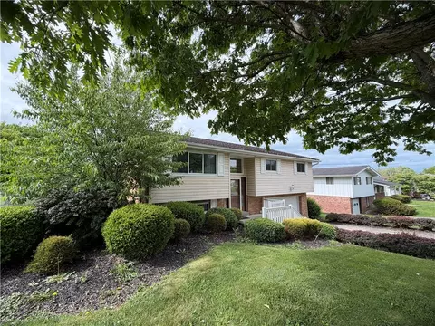 1560 Sixth St, Waynesburg, PA 15370