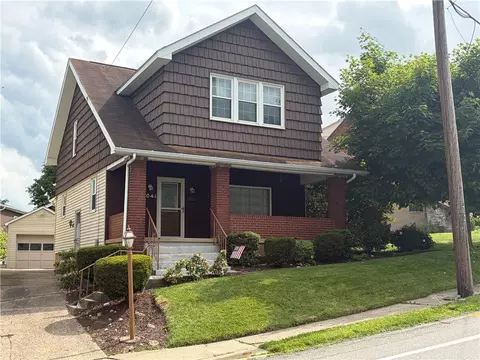 1041 4th St, Monongahela, PA 15063