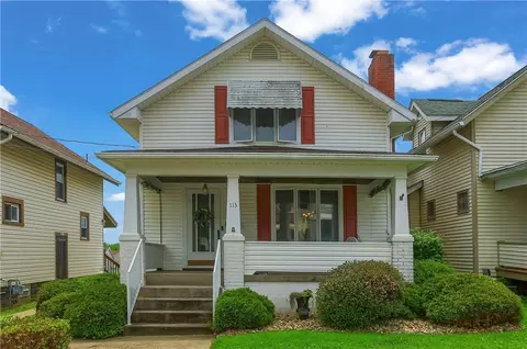113 Orchard Ave, Ellwood City, PA 16117