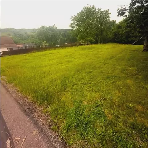 235 Sprowls Ave, Houston, PA 15342