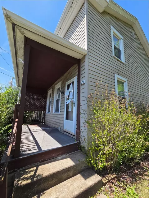 26 Miller St, Latrobe, PA 15650