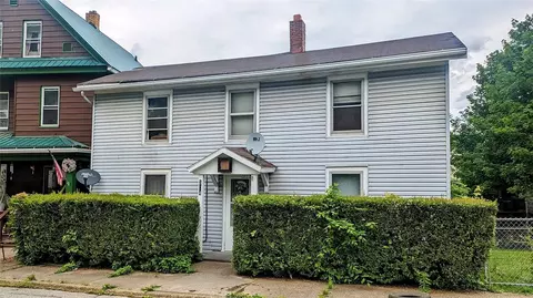 304 E 4th St, Oil City, PA 16301