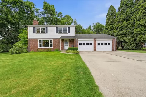 16 Watson St, Sewickley, PA 15143