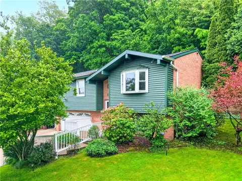 148 Belleau Wood Blvd, Trafford, PA 15085