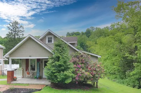 695 Milltown Rd, New Kensington, PA 15068