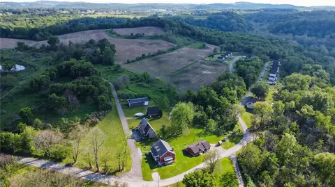 375 Reduction Rd, Smithton, PA 15479
