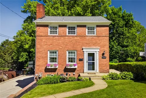 2406 Morrow Pl, Bethel Park, PA 15102