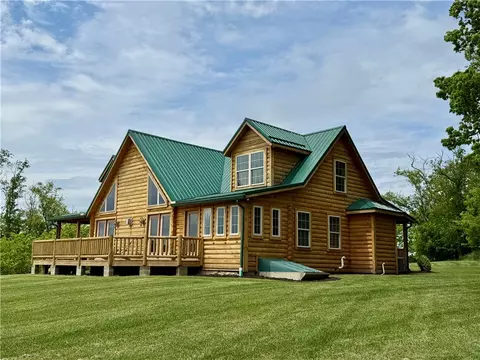 Exterior - 498 Lockwood Rd, Export, PA 15632 photo 12 of 15