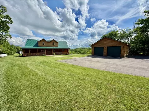 498 Lockwood Rd, Export, PA 15632 photo 3