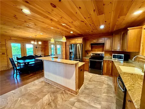 Kitchen - 498 Lockwood Rd, Export, PA 15632 photo 1 of 4