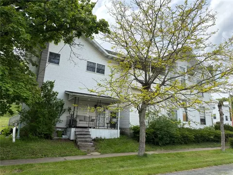 100 Penn St, Cherry Tree, PA 15724 photo 4