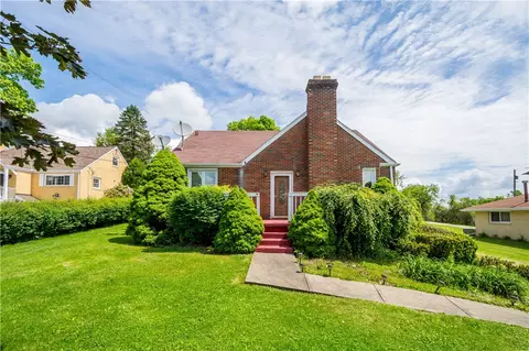 417 Mingo Church Rd, Finleyville, PA 15332