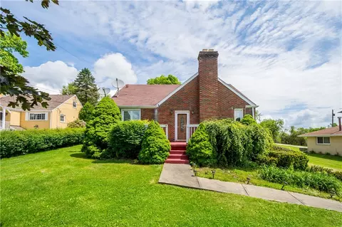 417 Mingo Church Rd, Finleyville, PA 15332