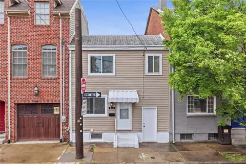 146 S 17th St, Pittsburgh, PA 15203