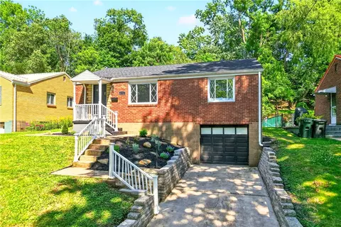 642 7th St, Oakmont, PA 15139