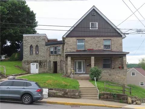 401-403 Jackson St, Rochester, PA 15074