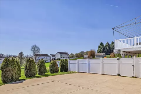 Exterior - 3120 Dove Dr, Irwin, PA 15642 photo 11 of 13