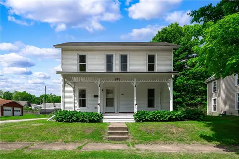 303 Home St, Mercer, PA 16137