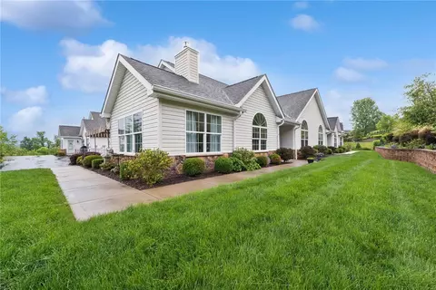 371 Saddlebrook Rd, Gibsonia, PA 15044