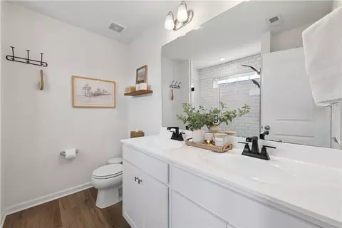 Bath - 109 Affinity Dr, Harmony, PA 16037 photo 2 of 3