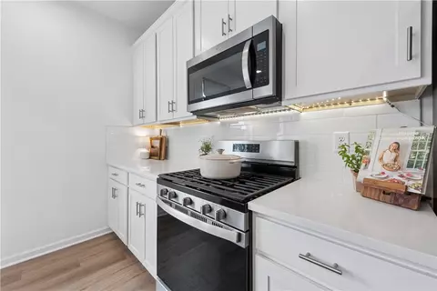 Kitchen - 109 Affinity Dr, Harmony, PA 16037 photo 3 of 4