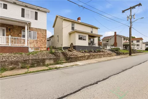 136 Morewood St, Mount Pleasant, PA 15666