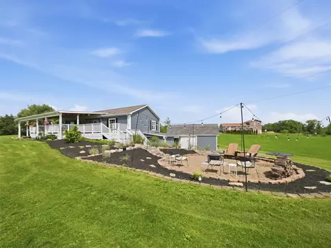 405 Forrest Hill Rd, Industry, PA 15052