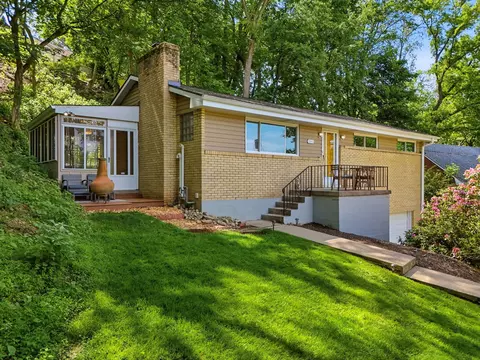 2843 Orlando, Pittsburgh, PA 15235