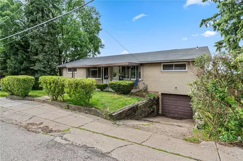 817-819 Bayonne Ave, Pittsburgh, PA 15216