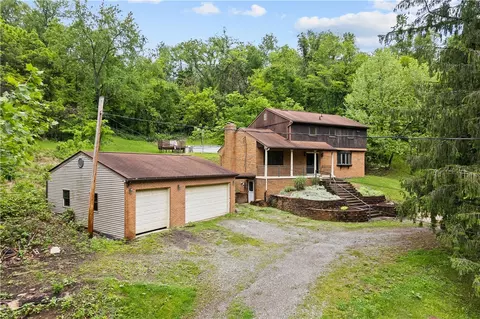 1619 Old Leechburg Rd, New Kensington, PA 15068