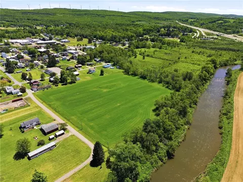 0 Eighth Ave, Meyersdale, PA 15552