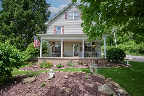 1035 E Main St, Rural Valley, PA 16249