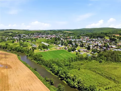 0 Salisbury St, Meyersdale, PA 15552