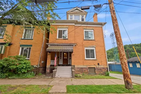 305 3rd St, Freeport, PA 16229