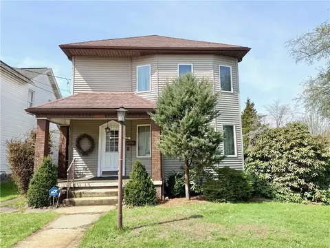 1510 Hanna St, New Castle, PA 16102