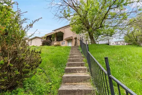 485 Pierson Run Rd, Pittsburgh, PA 15239