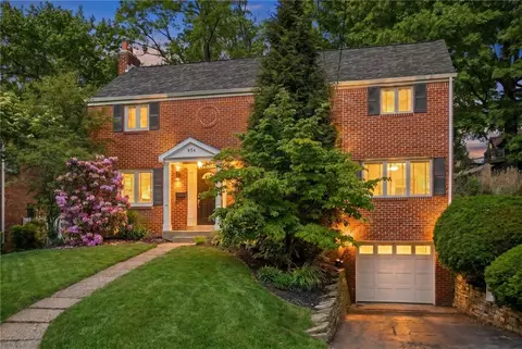 954 Lindendale Dr, Pittsburgh, PA 15243
