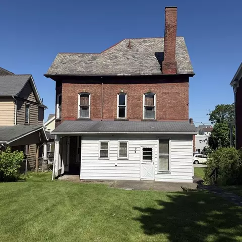 17 Eagle St, Mount Pleasant, PA 15666