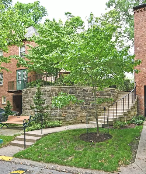 427 Olympia Rd, Pittsburgh, PA 15211 photo 28