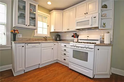 427 Olympia Rd, Pittsburgh, PA 15211 photo 10