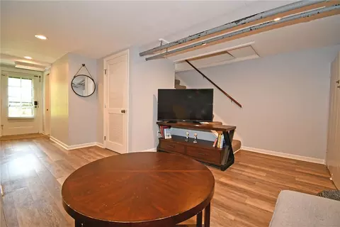 427 Olympia Rd, Pittsburgh, PA 15211 photo 19