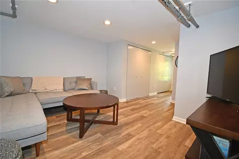 427 Olympia Rd, Pittsburgh, PA 15211 photo 18
