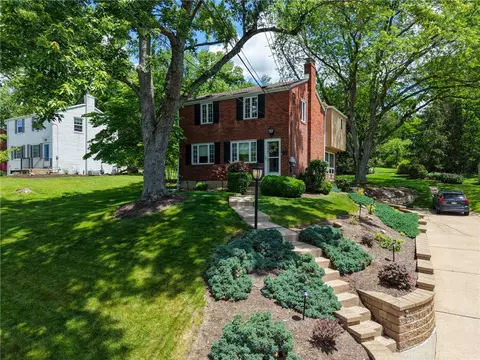 2808 Phillips Ave, Glenshaw, PA 15116