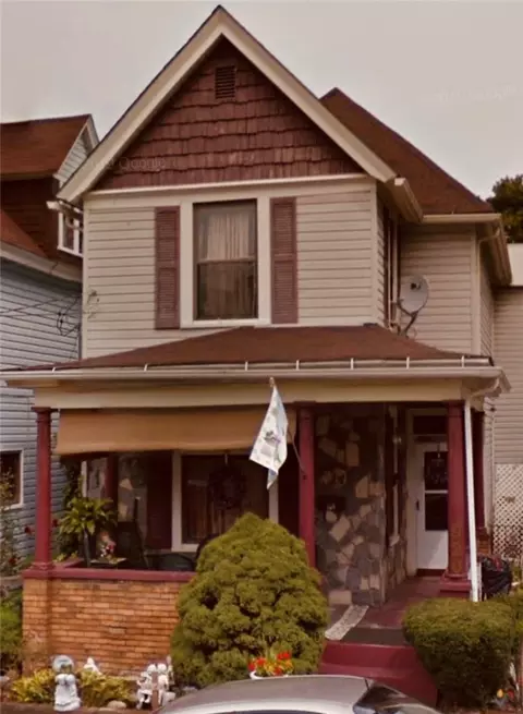 920 13th St, Beaver Falls, PA 15010