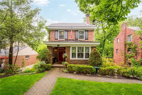 190 Woodhaven Dr, Pittsburgh, PA 15228