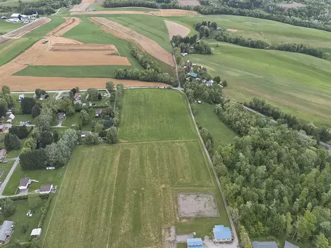 2412 Old Route 422 E, Fenelton, PA 16034