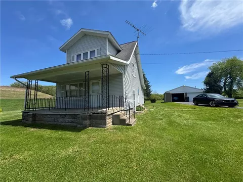 2209 Beallsville Rd, Marianna, PA 15345